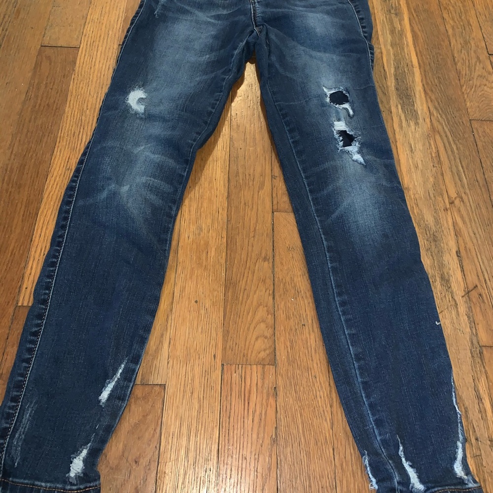 Aeropostale’s dark washed jeans